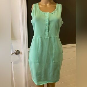 Green Sleeveless Fitted Dress size S